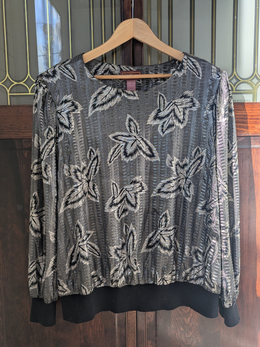 Vintage Worthington Black & Silver Gold Metallic Floral Long-Sleeve Top